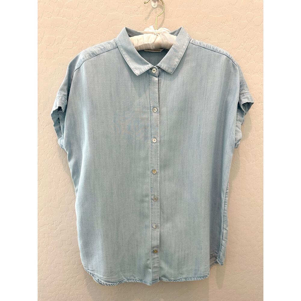 SOFT SURROUNDINGS Light Blue Chambray Button Front Short Sleeve Shirt Top Small